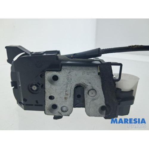 Renault - Clio - Door lock mechanism 4-door, front left