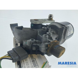 Renault - Clio - Moteur essuie-glace avant