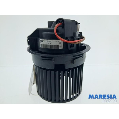 Renault - Clio - Heizung Belüftungsmotor