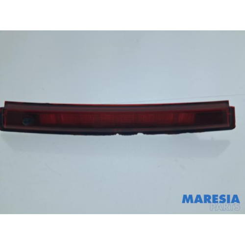 Renault - Clio - Zusätzliches Bremslicht Mitte