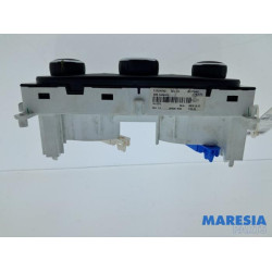 Renault - Clio - Panneau de commandes chauffage