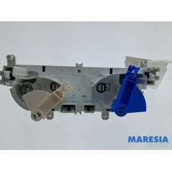 Renault - Clio - Panneau de commandes chauffage