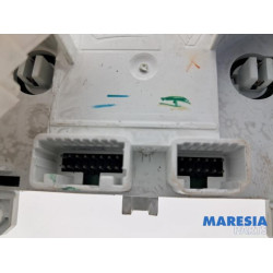 Renault - Clio - Panneau de commandes chauffage