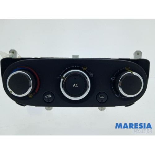 Renault - Clio - Panneau de commandes chauffage