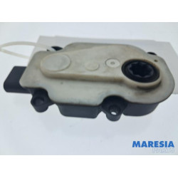 Renault - Clio - Heater valve motor