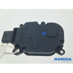 Renault - Clio - Heater valve motor