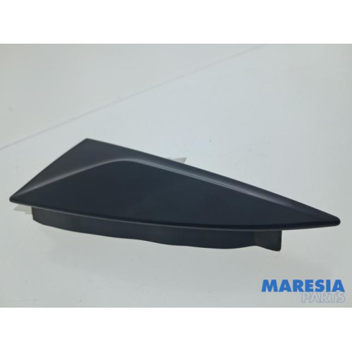 Renault - Clio - Sierlijst achterklep