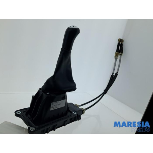 Renault - Clio - Levier de vitesse