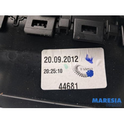 Renault - Clio - Radiotrim