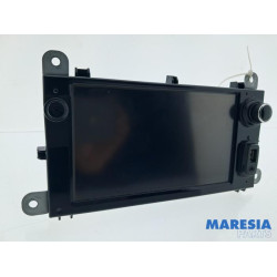 Renault - Clio - Regelunit Multi Media