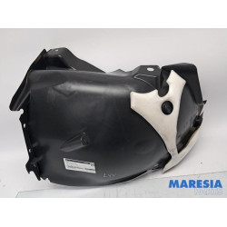 Renault - Clio - Passage de roue