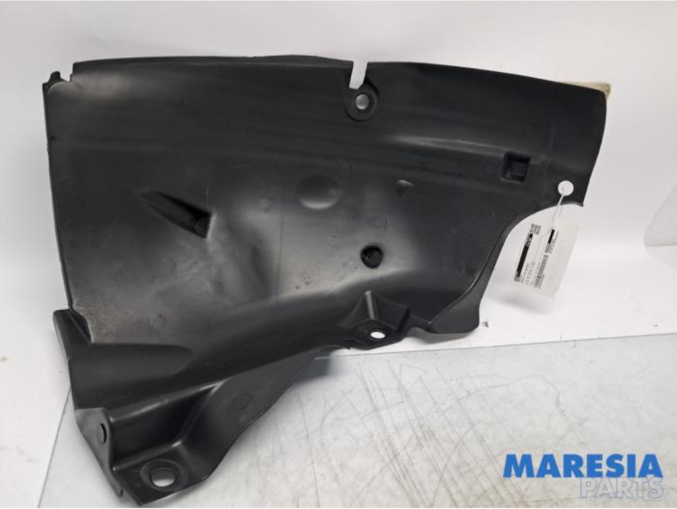 Renault - Clio - Passage de roue