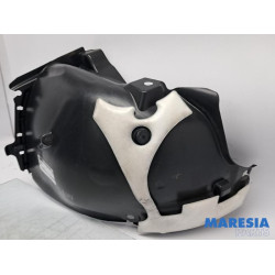 Renault - Clio - Passage de roue