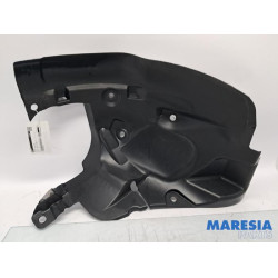 Renault - Clio - Passage de roue