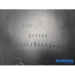 Renault - Clio - Wheel arch liner