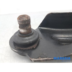 Renault - Clio - Front lower wishbone, right