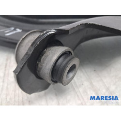 Renault - Clio - Bras de suspension bas avant gauche