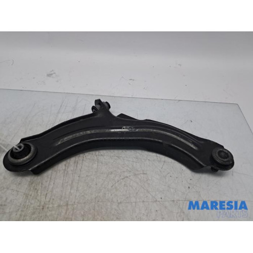 Renault - Clio - Front lower wishbone, left