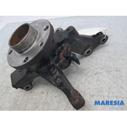 Renault - Clio - Fusee links-voor