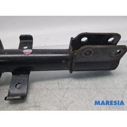 Renault - Clio - Front shock absorber rod, left