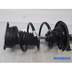 Renault - Clio - Front shock absorber rod, left