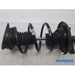 Renault - Clio - Front shock absorber rod, right