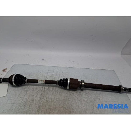 Renault - Clio - Front drive shaft, right