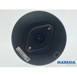 Renault - Clio - Brake servo