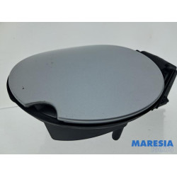 Renault - Clio - Tankklappe