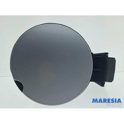 Renault - Clio - Tankklappe