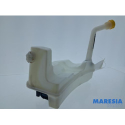 Renault - Clio - Scheibensprüherpumpe vorne