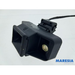 Dacia - Lodgy - Tailgate lock mechanism