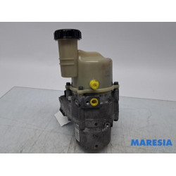 Dacia - Lodgy - Power steering pump