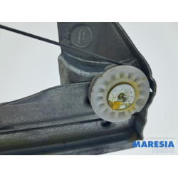 Dacia - Lodgy - Rear door window mechanism 4-door, right