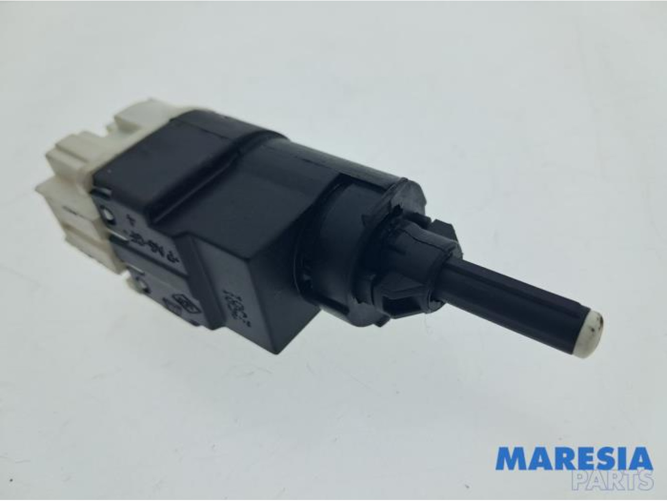 Dacia - Lodgy - Brake light switch