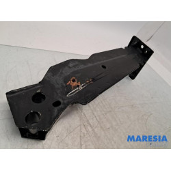 Fiat - 500 - Frontdeel steun