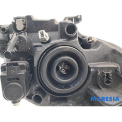 Peugeot - 107 - Koplamp links