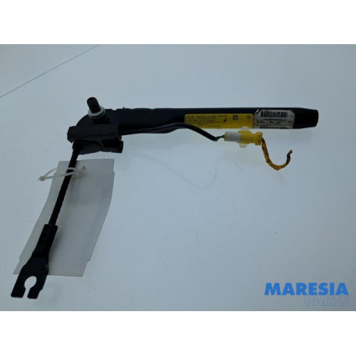 Fiat - 500 - Seatbelt tensioner, left