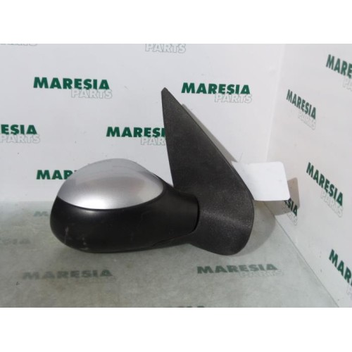 Peugeot - 206 - Wing mirror, right