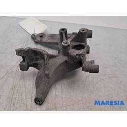 Peugeot - Partner - Dynamostütze oben