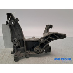 Peugeot - Partner - Dynamostütze oben