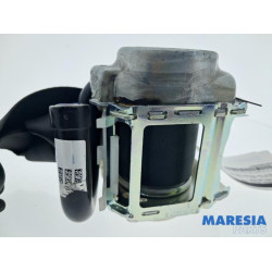 Renault - Trafic - Front seatbelt, right