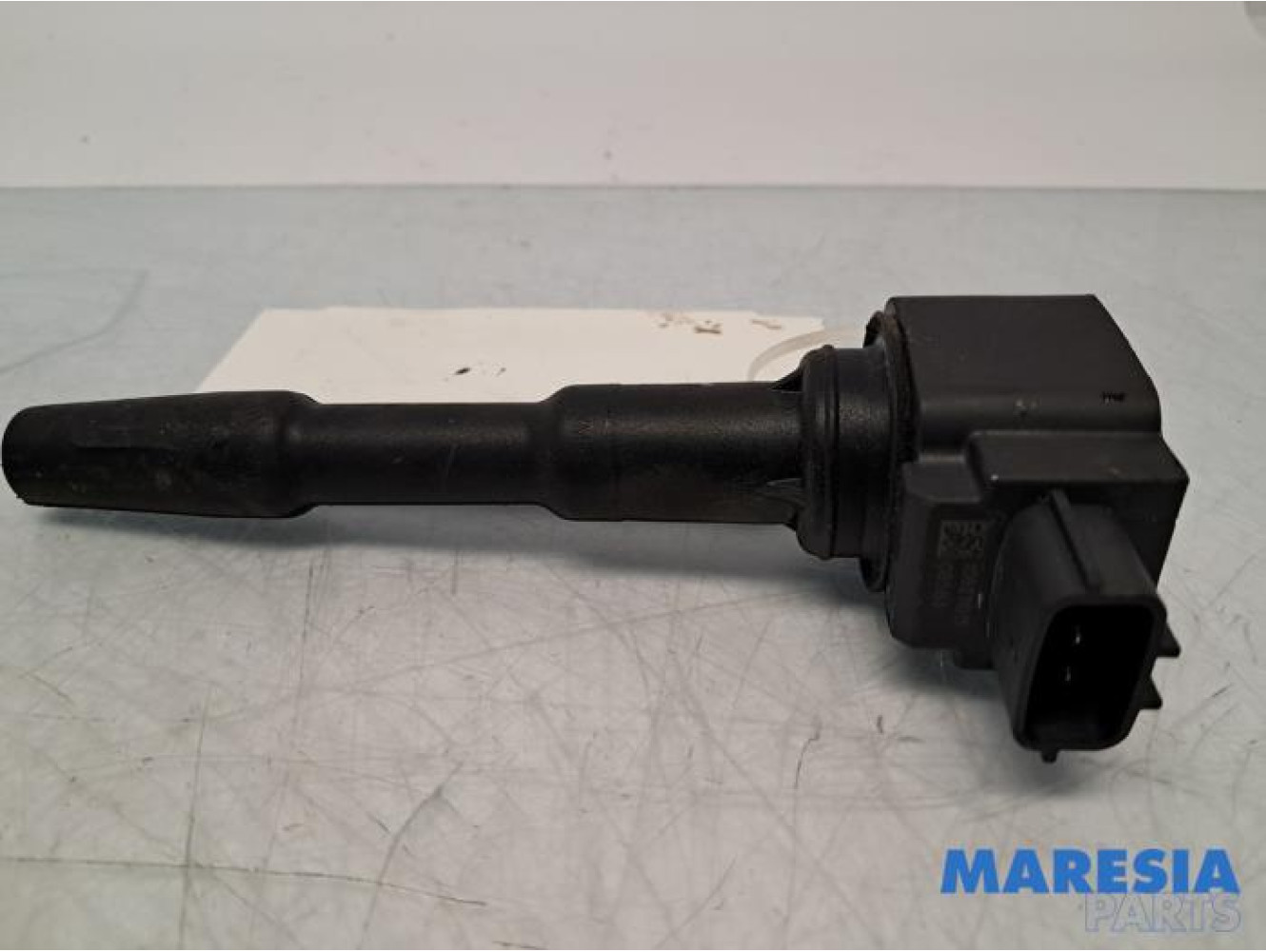 Renault - Captur - Pen ignition coil