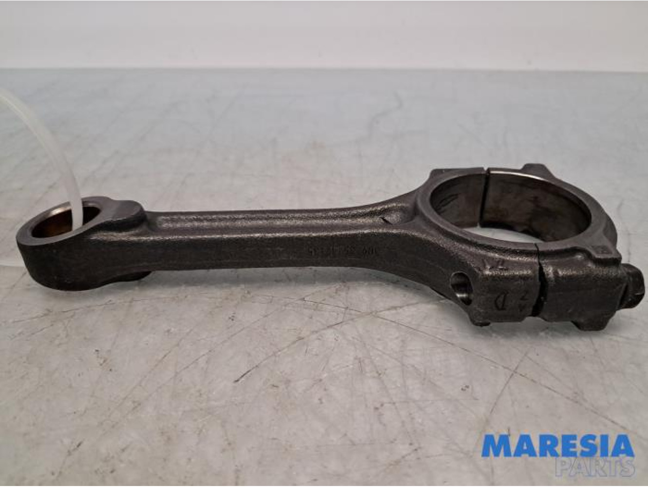 Renault - Captur - Connecting rod