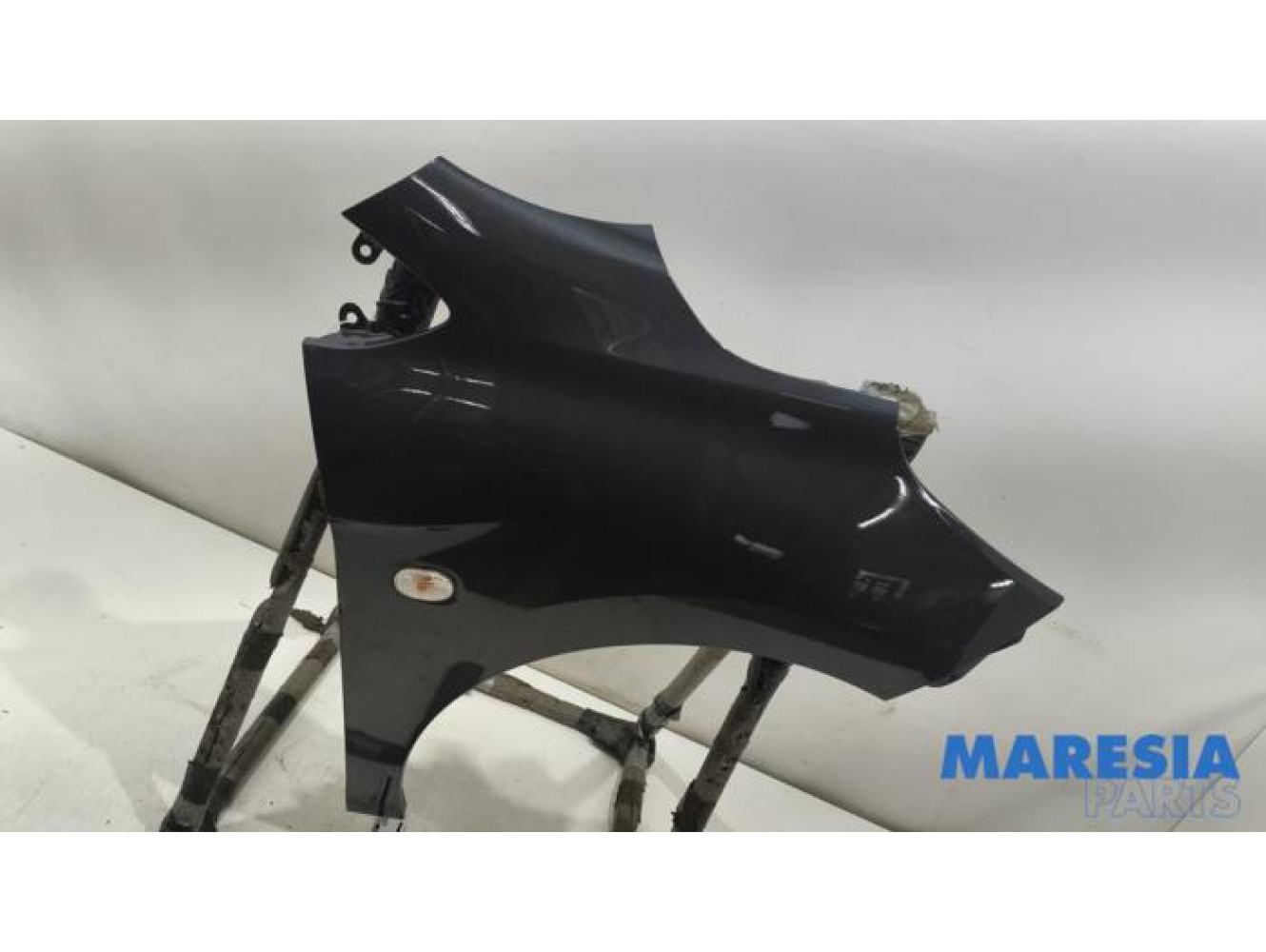 Opel - Karl - Scherm rechts-voor