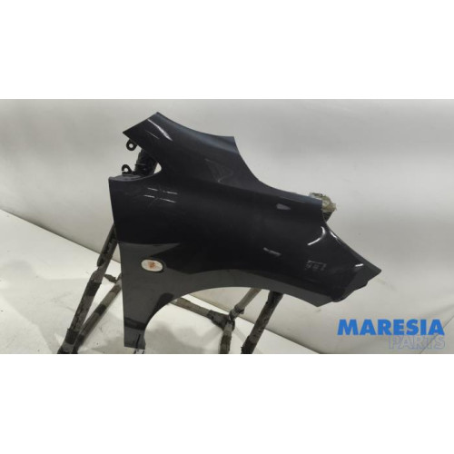 Opel - Karl - Scherm rechts-voor