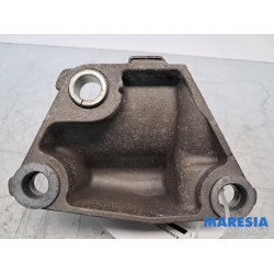 Renault - Captur - Stütze (sonstige)