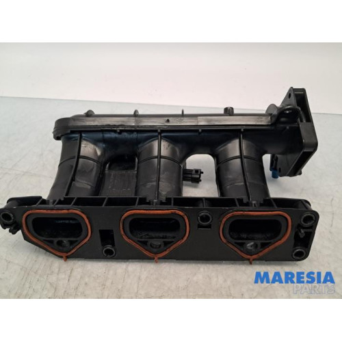 Renault - Captur - Intake manifold