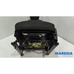 Opel - Karl - Stoel links