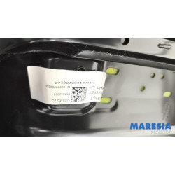 Opel - Karl - Stoel links